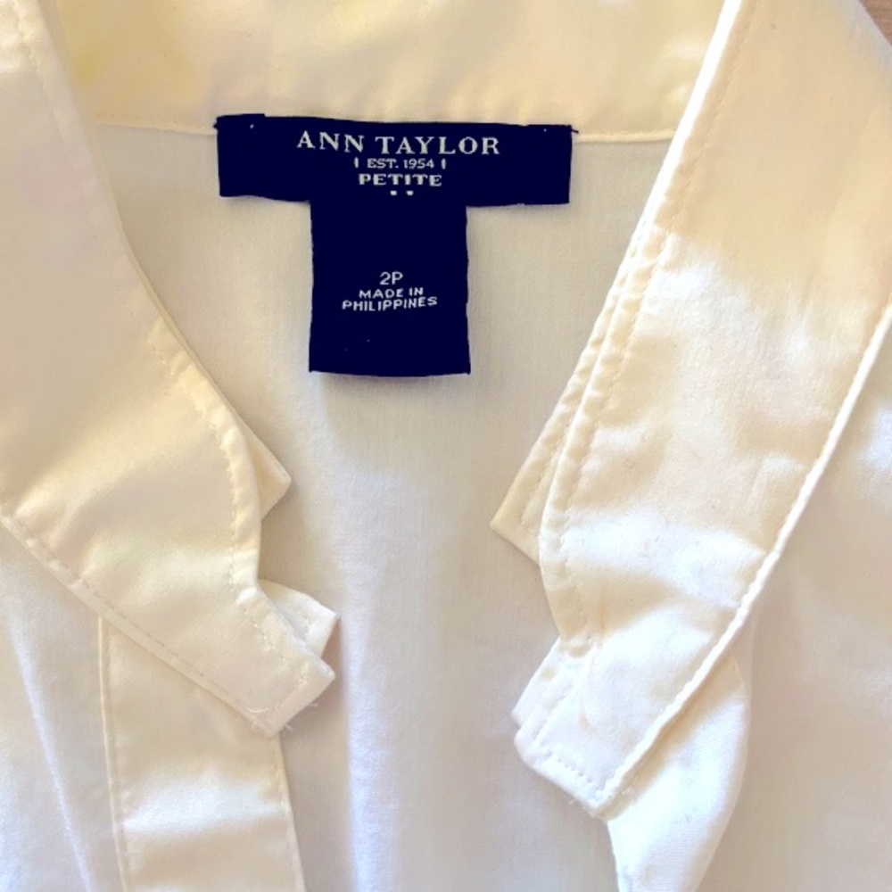 Ann Taylor Crisp White Blouse | Size 2P - Picture 8 of 11